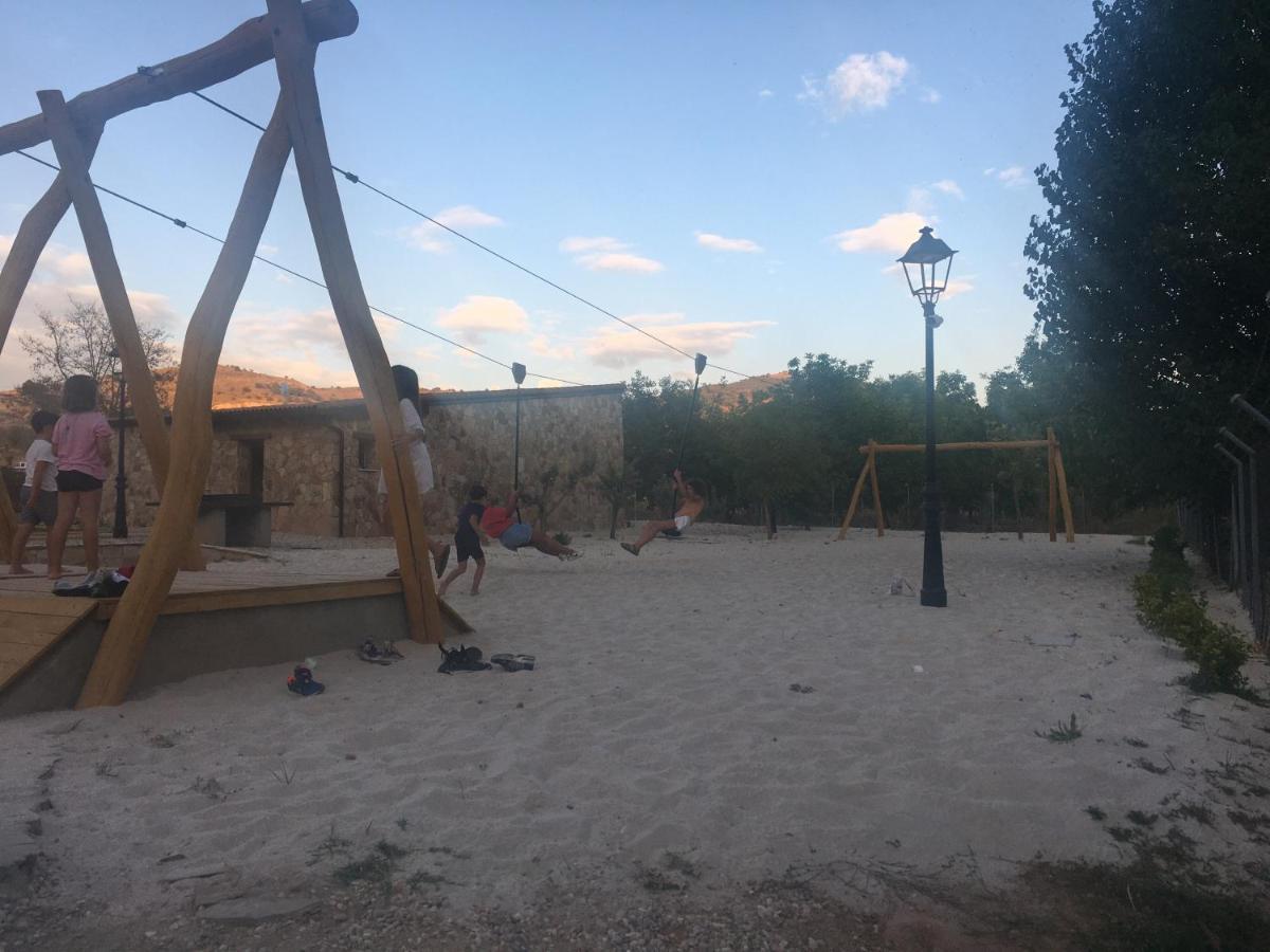 הוילה Fuentiduena El Chozo מראה חיצוני תמונה